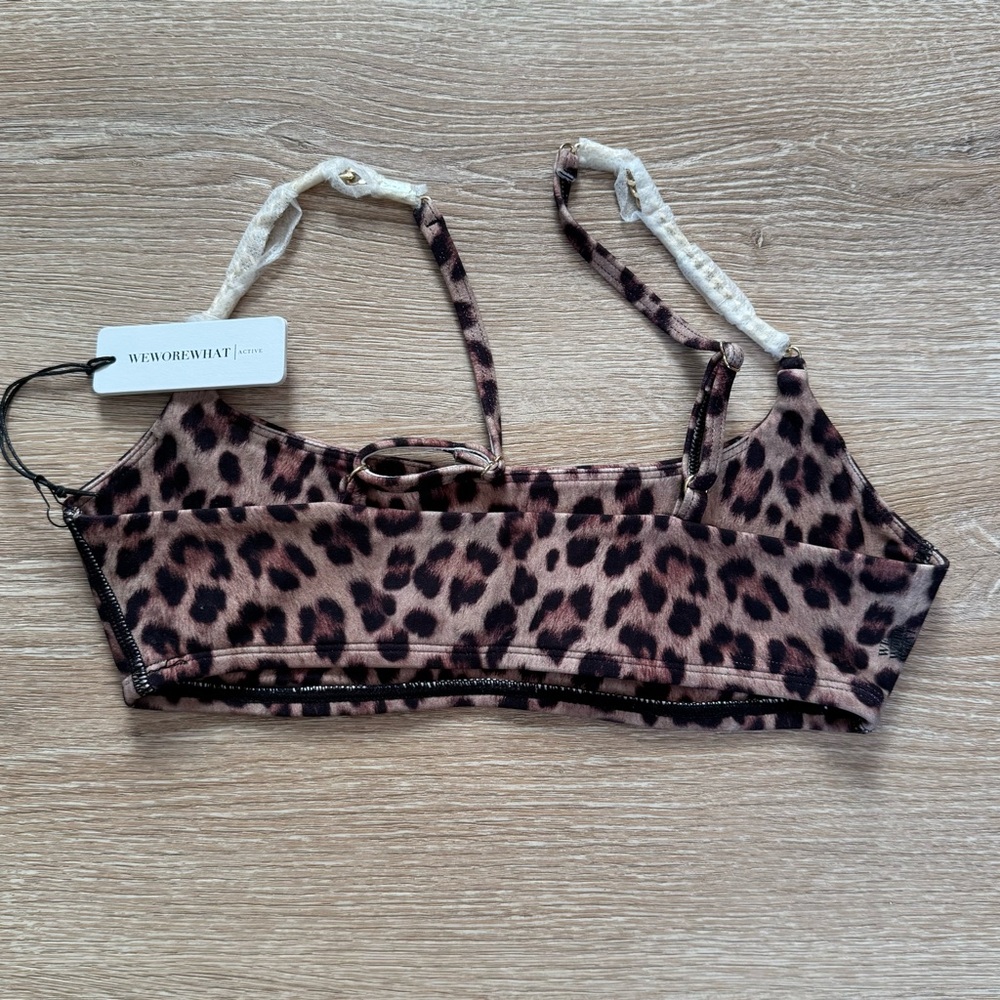 WEWOREWHAT Chain Cami Leopard Bra - Picture 5 of 6
